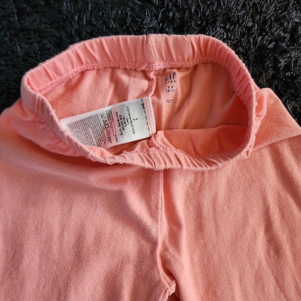 (NWOT) GAP Kids leggings - Heart - Picture 2 of 3